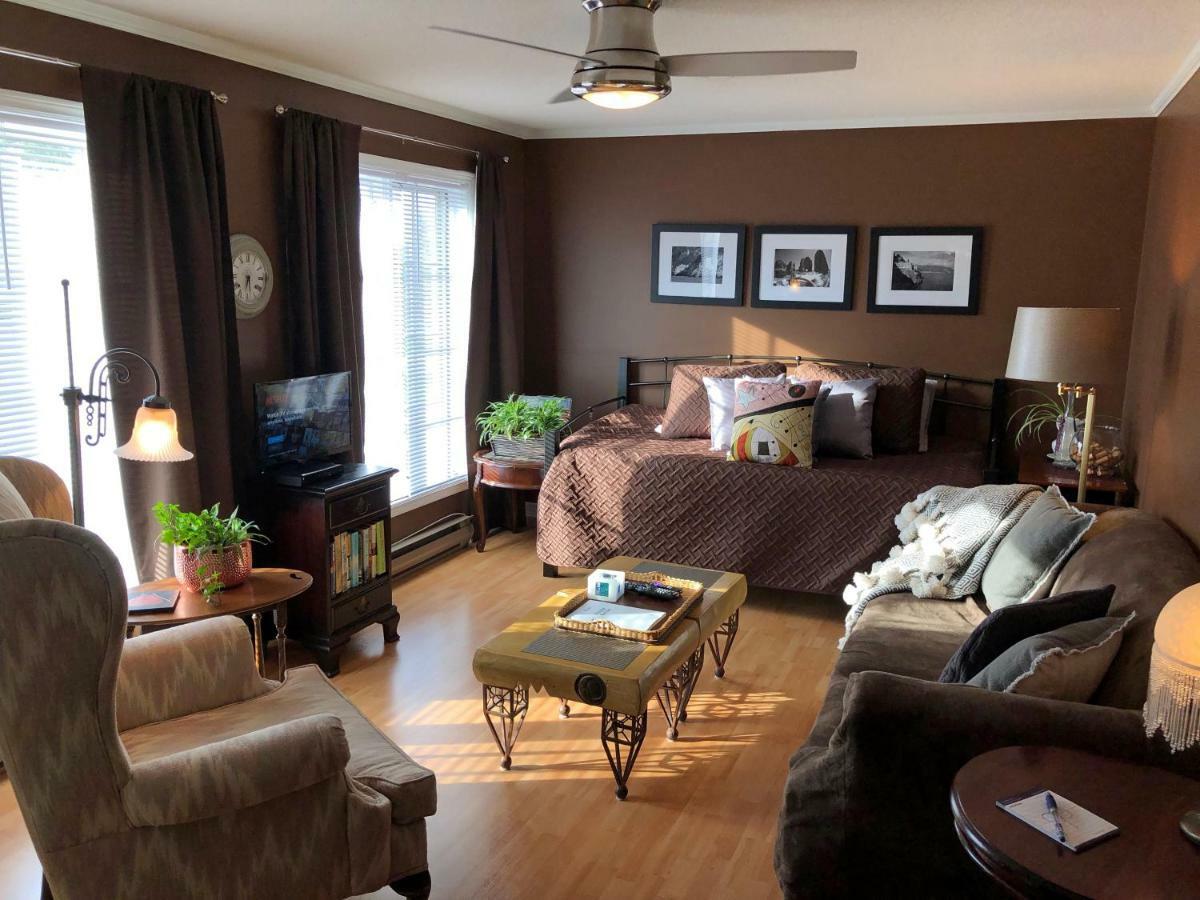 Butler Creek House Bed & Breakfast Niagara-on-the-Lake Bagian luar foto